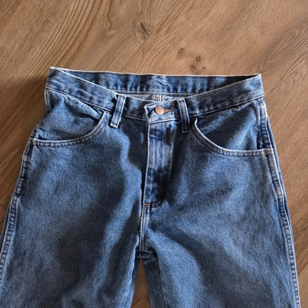 Rustler Vintage Regualr Fit Straight Leg Jeans Medium Wash Blue 30x30 - Picture 3 of 7